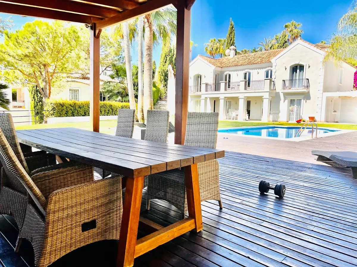 Villa Maracana マルベーリャ スペイン