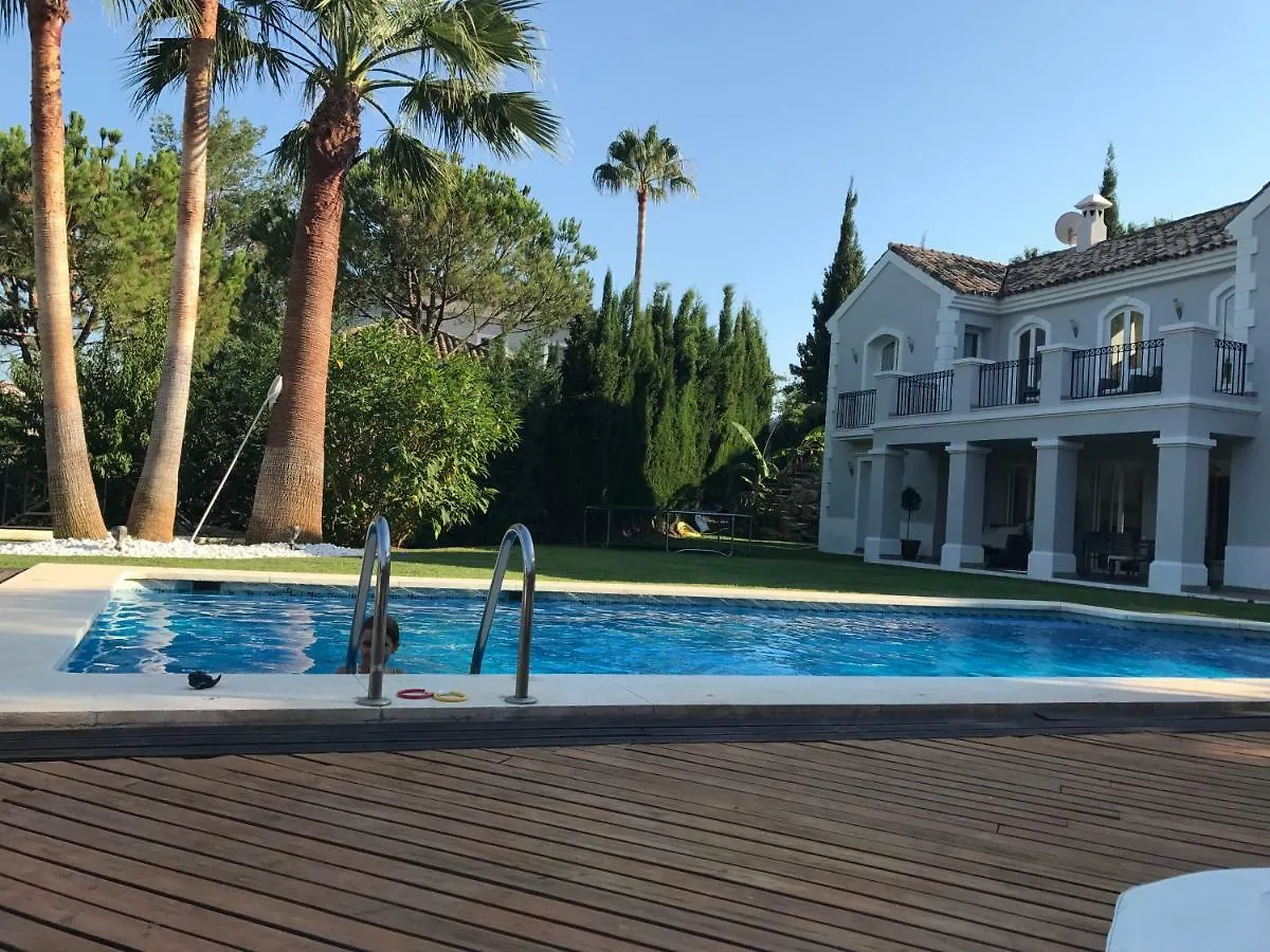 Homestay Villa Maracana Marbella Spain