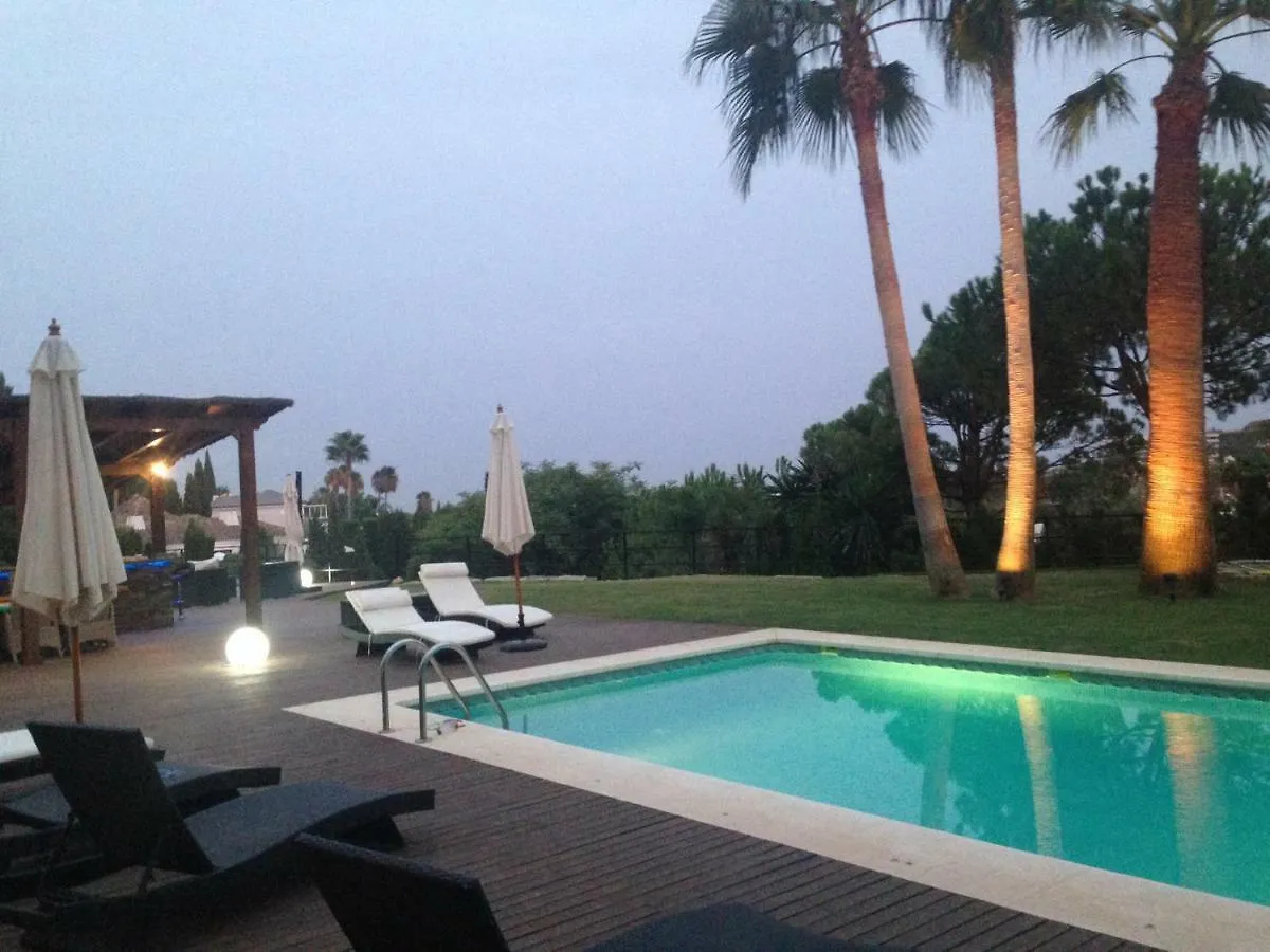 Homestay Villa Maracana Marbella Spain
